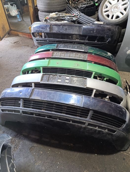 Бампера передние на Ауди А4В5 до рестайлинг