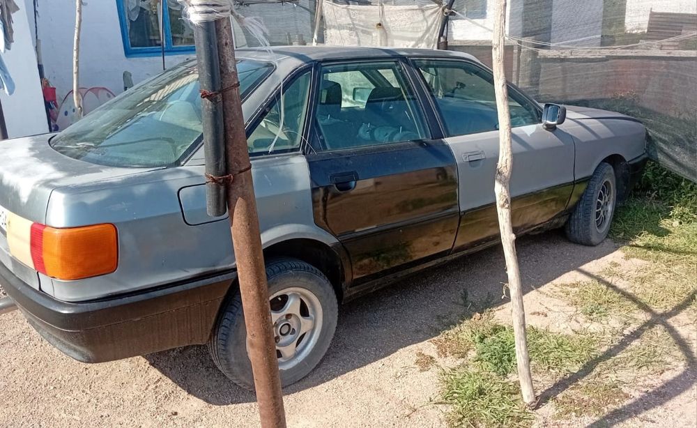 Продам ауди 80 б3