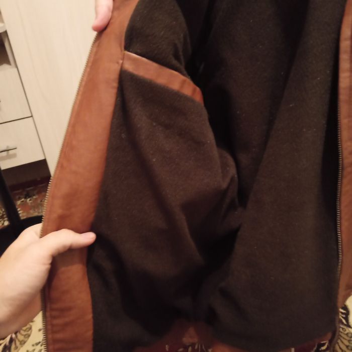 Продам кожаную куртку