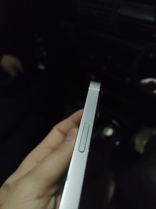 iPhone 13 продам