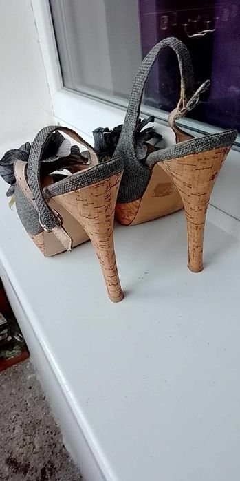 Дамски обувки 37 номер