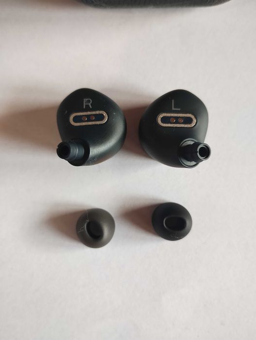 Bang & Olufsen Beoplay E8 2.0 безжични слушалки, чети описанието!