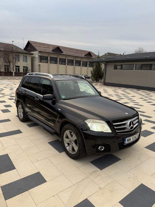 Mercedes GLK220CDI ,4Matic Automat 170CP cârlig remorcare