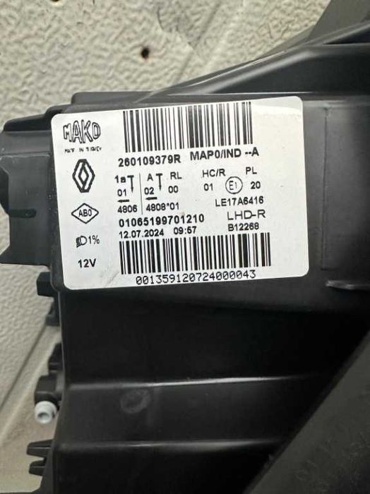 Far dreapta Renault Clio 5 Full Led  ( cod 260109379R )