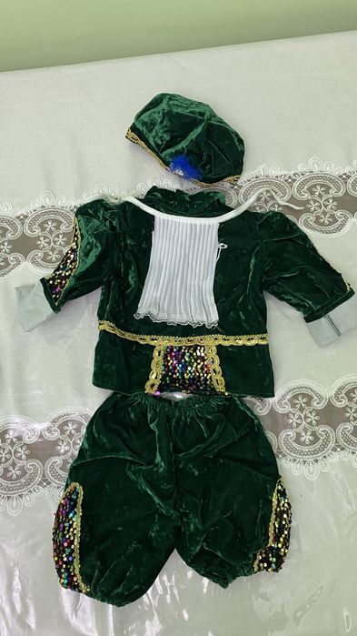 Жаңа жылдық киімдер балаларға