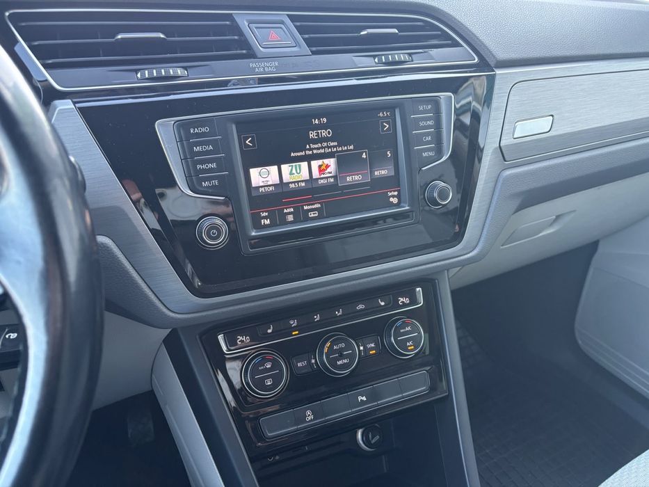 VW Touran Highline