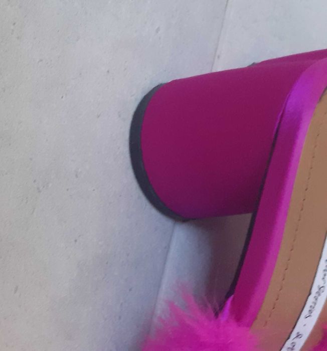 Маркови дамски елегантни чехли на ток - 36 номер