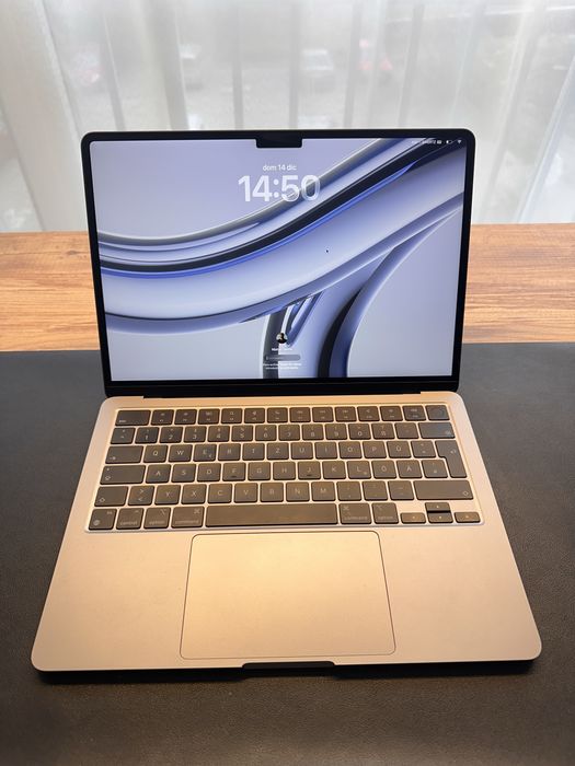 Macbook air M3 16gb