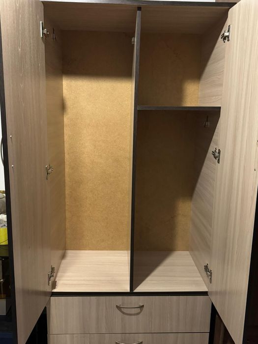 Продам шкаф хороший