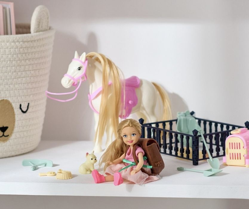 Кукла Барби с кон и аксесоари