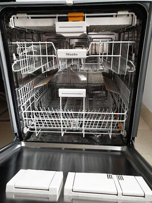 Inox Miele Auto Open QuickPower Wash Съдомиялна - Частично Вграждане