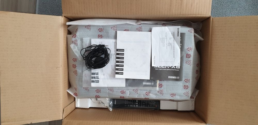 Receiver Yamaha RX-V375