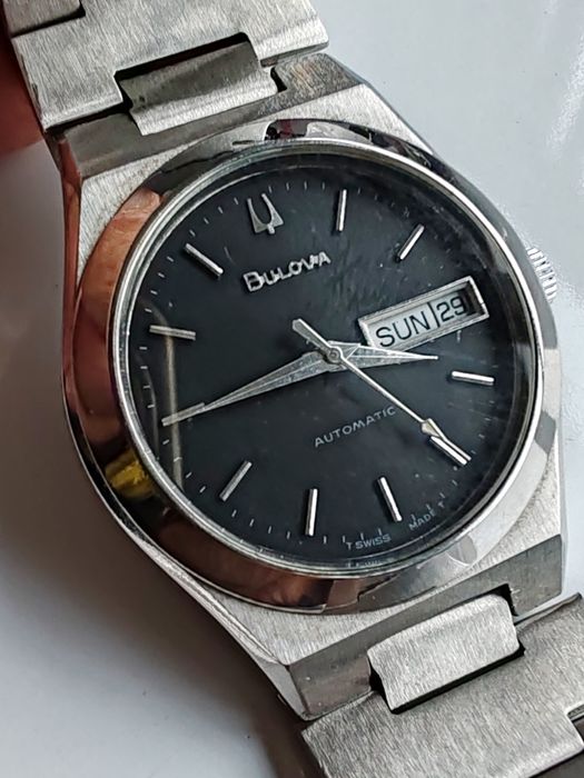 Ceas Bulova Day-Date Automatic 35,5 mm-Funcționează excelent!