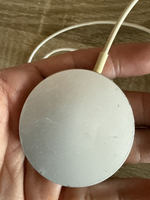 Безжично зарядно устройство Apple MagSafe Charger