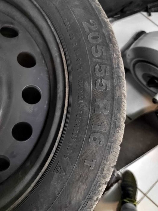 Зимни гуми с джанти 205/55/R16 от Тойота Авенсис 2007 г