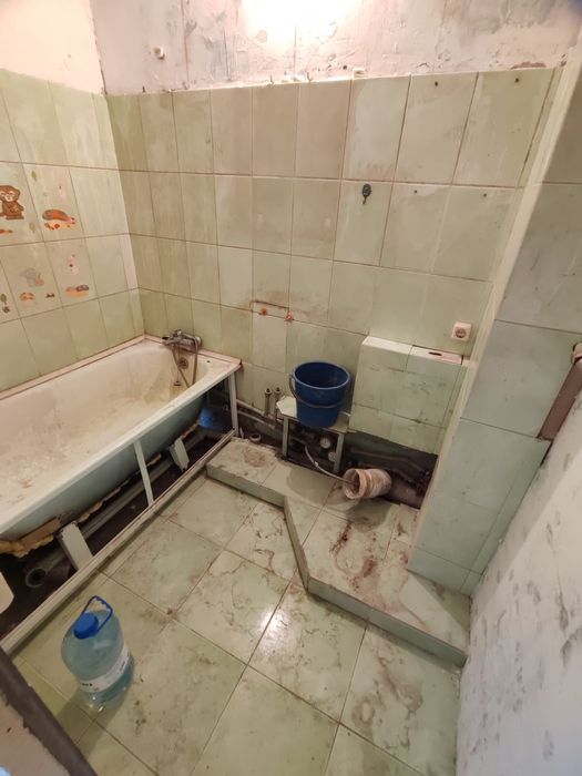 Продам 2 комн квар. 6-41, 1 этаж.