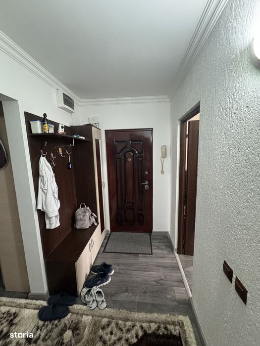 Apartament cu 4 camere, etaj 3 din 4 , Str. Belsugului , Micro 17.