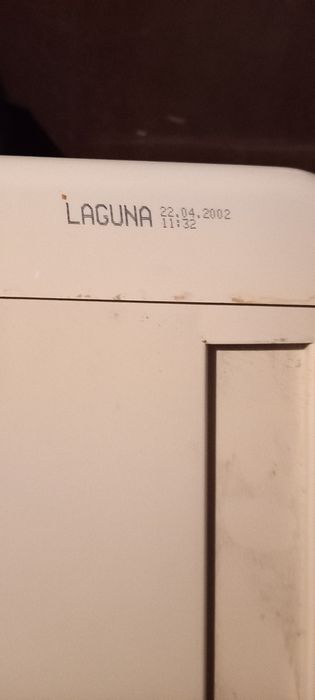 Bazin wc folosit Laguna