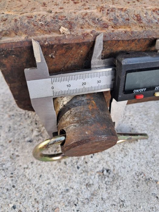 Vand cupla remorcare tractor si suport freza pentru semanatoare