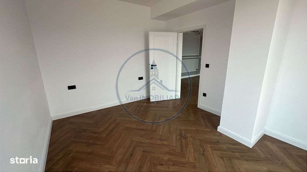 Penthouse de lux | 83 mp utili + terasa 117 mp | Etaj 3 cu lift | Zona