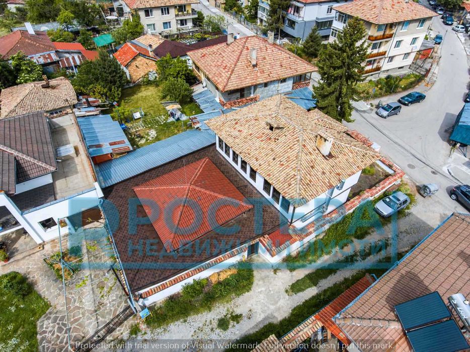 Продава се Къща в Търговище, Център - 276 кв.м за 833 €/кв.м - Снимка #4