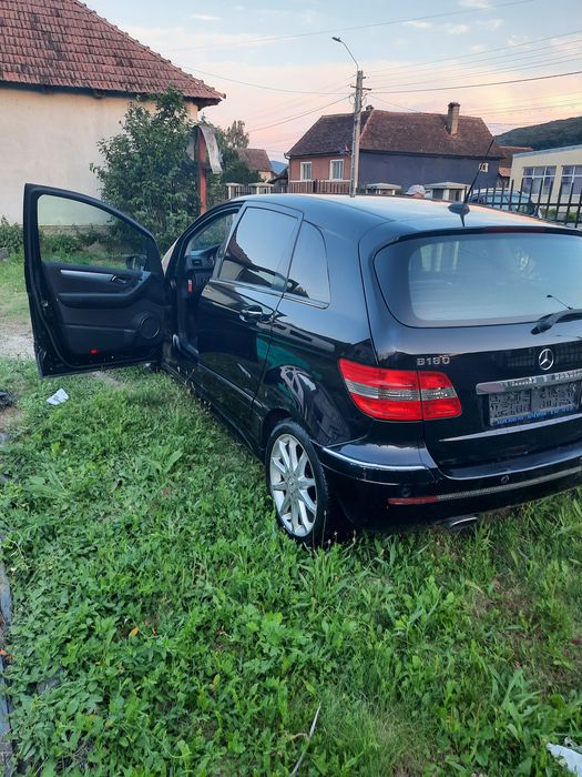 Mercedes B class 180