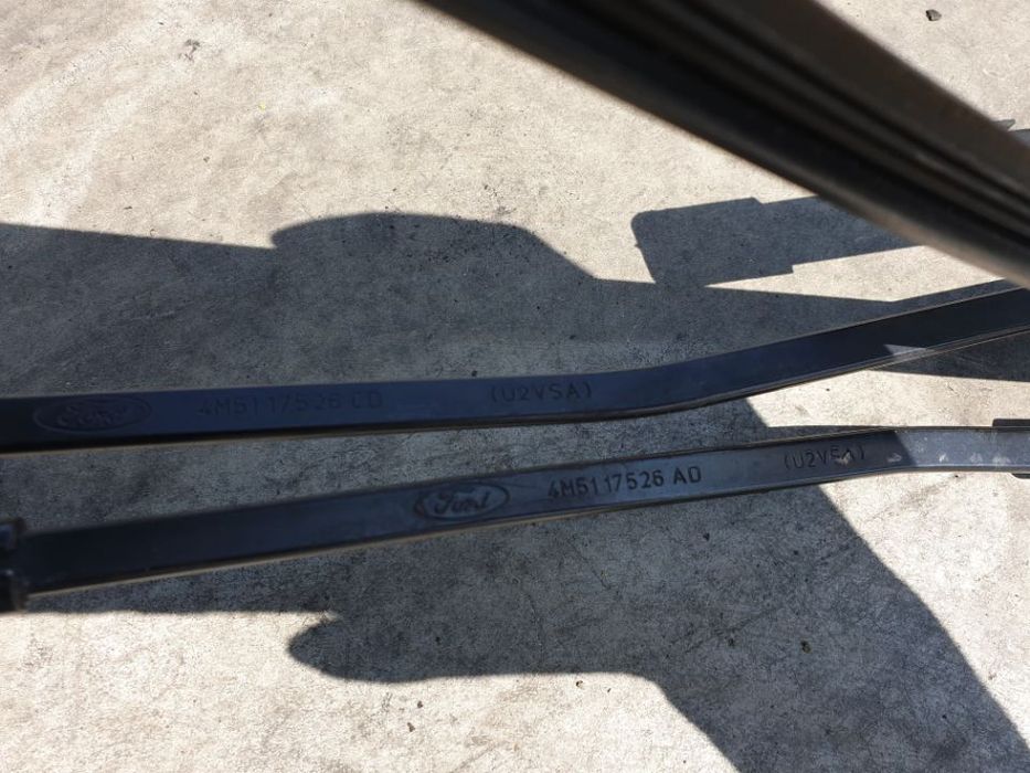 set brate stergatoare ford focus 2 4m5117526ad