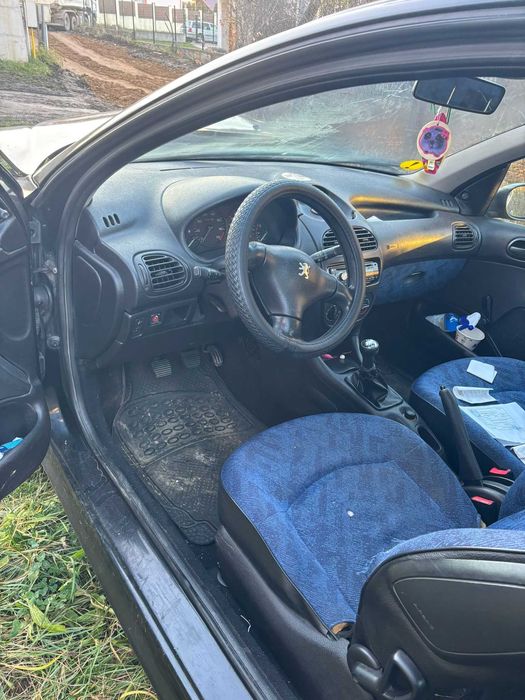 Peugeot 206 pentru dezmembrari
