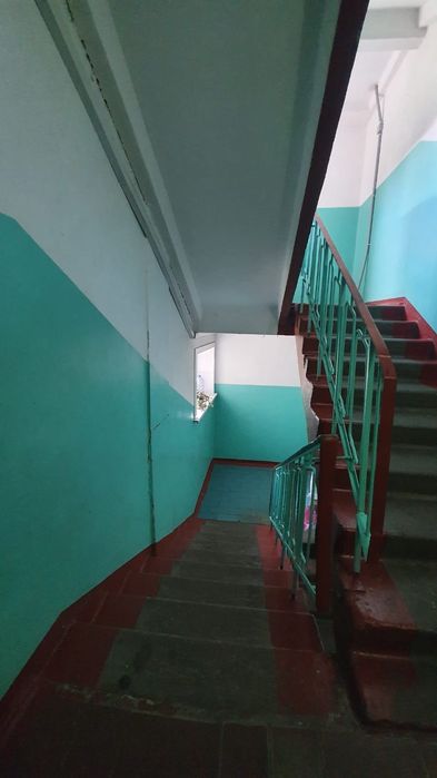 Продам 2 ком район 43 школы