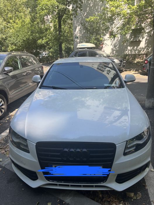 Audi A4 Limuzina