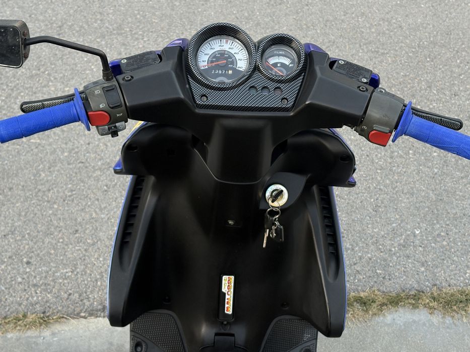 Yamaha aerox  Valentino Rosii