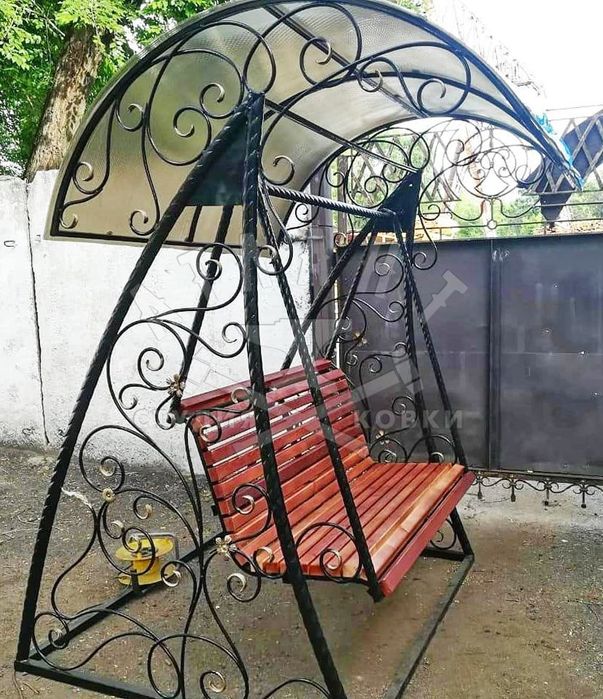 Качейли и скамейки