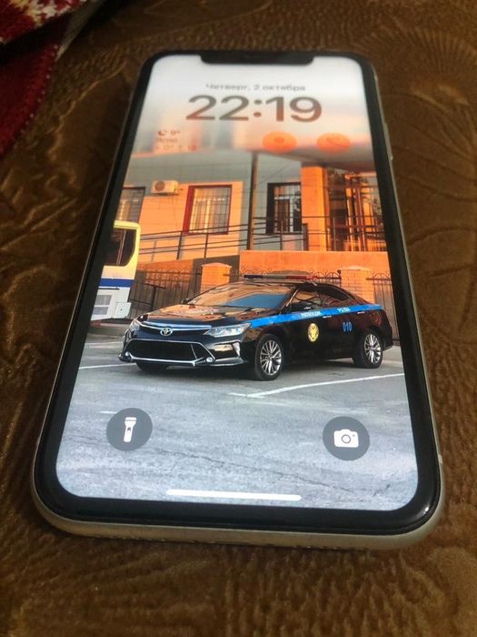 Айфон 11 128гб емкость 74 без ремонта