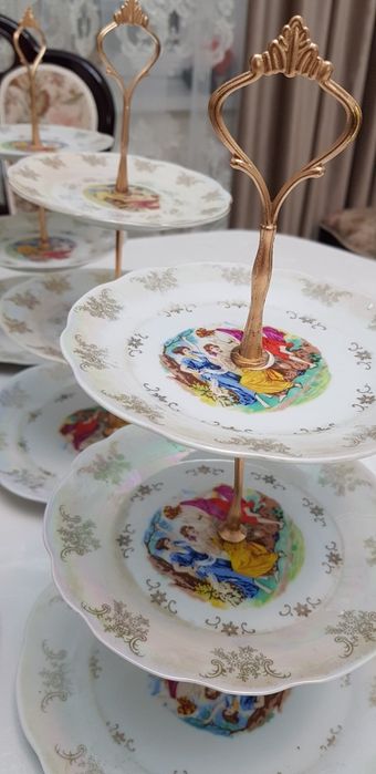 Продам трёх ярусные вазы