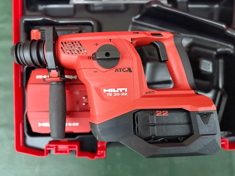 Hilti TE 30-22 ATC Nuron SDS Plus + 2x 8.0Ah батерии КАТО НОВ