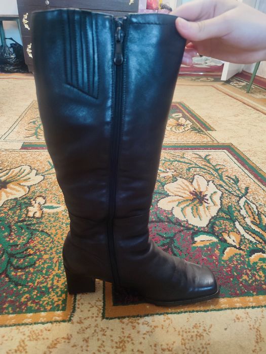 Кожаные сапоги 40 размер