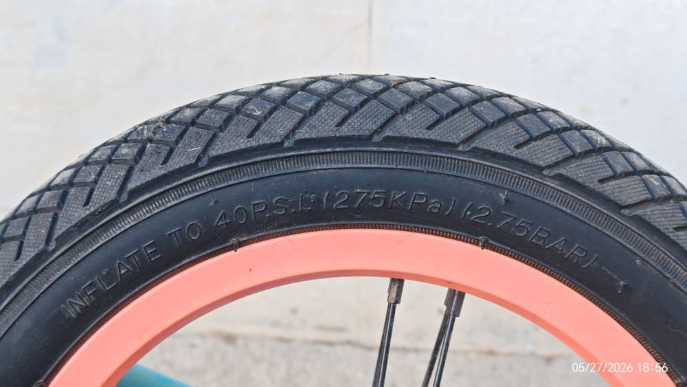 Баланс колело 12" гуми