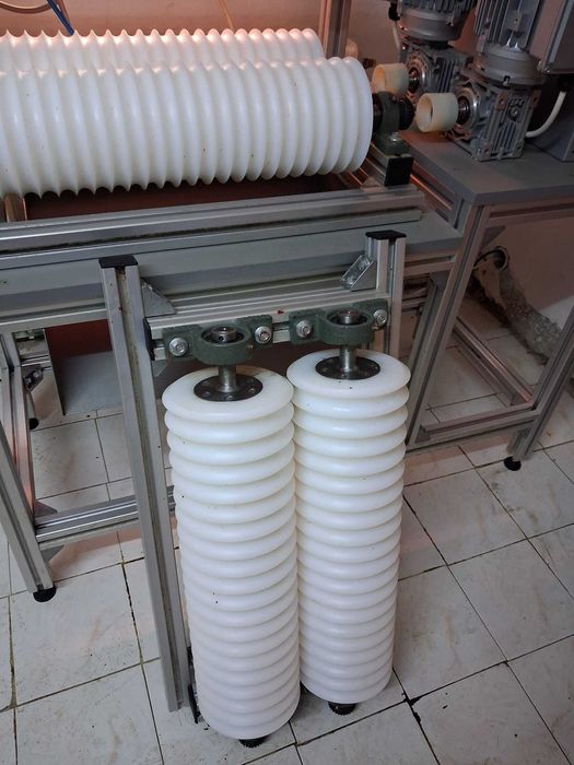 Masina de Rulat Boilies  20mm, 24mm cu taietor automat