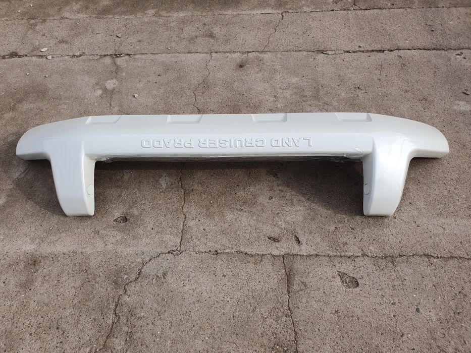 Накладка на бампер Toyota Prado 2010/2013