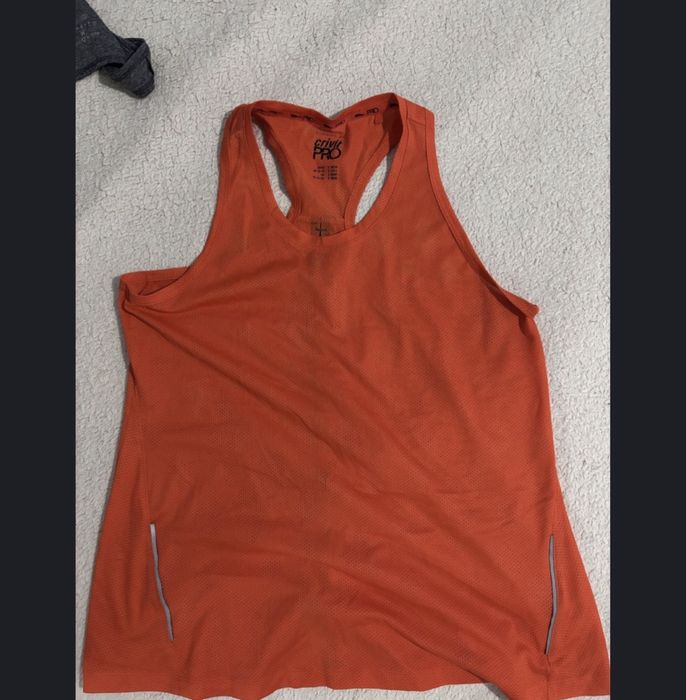 Продам спортивные вещи