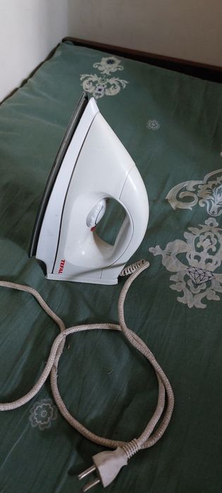 Продаётся  Утюг  фирмы Tefal