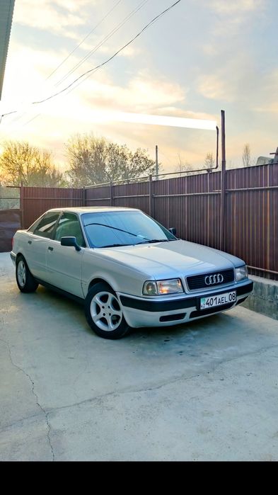 AUDI B4 машина авто достойное