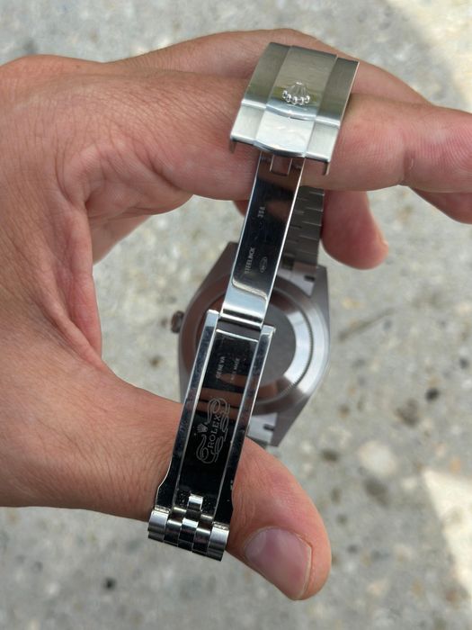 Rolex date just 41