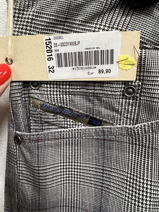 Pantaloni noi  pentru baieti, Diesel
