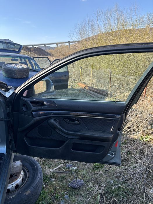 usa stanga fata bmw 520 E39 dezmembrari bmw