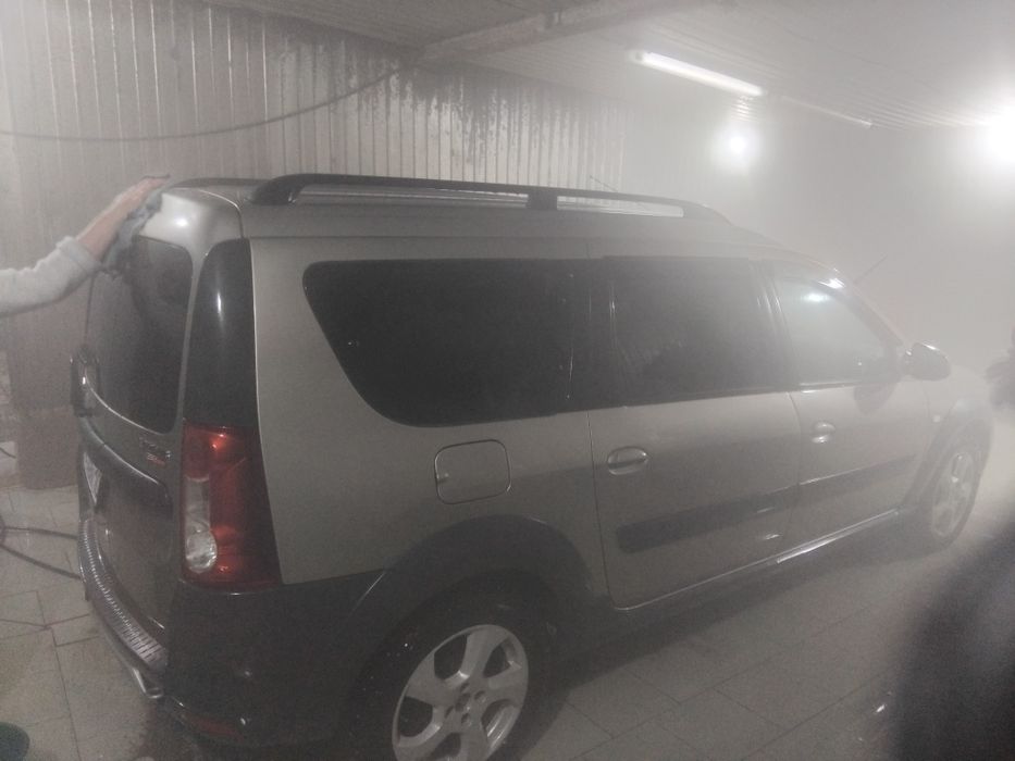 Автомобиль отличный 7 мест