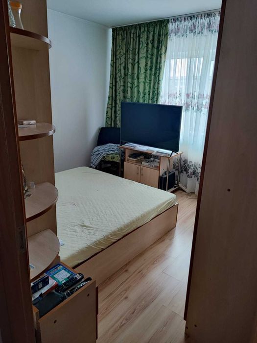 Apartament 3 camere decomandat spre inchiriere Militari, Margelelor