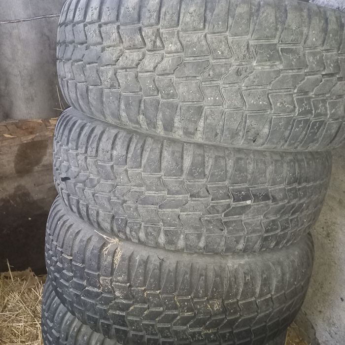 Диски с резиной комплек