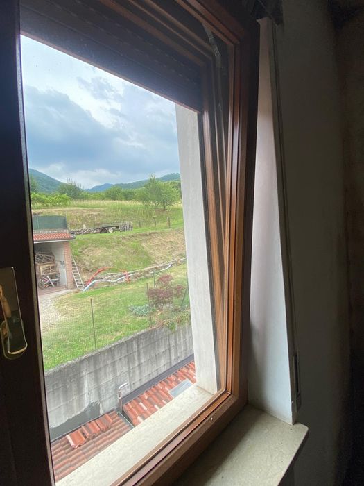 Geamuri de vânzare