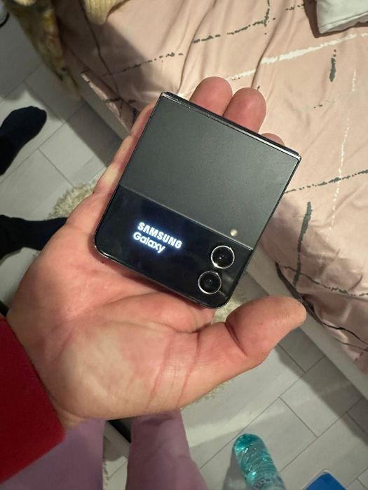 Samsung flip z 3 display principal spart cel din fata functional